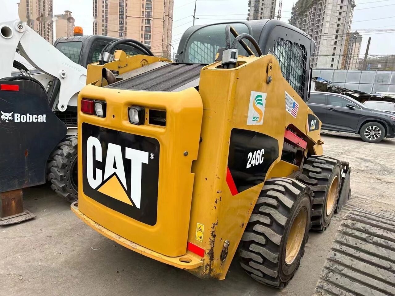 Caterpillar 246C - Mini nakladalec: slika 1 Caterpillar 246C - Mini nakladalec: slika 1