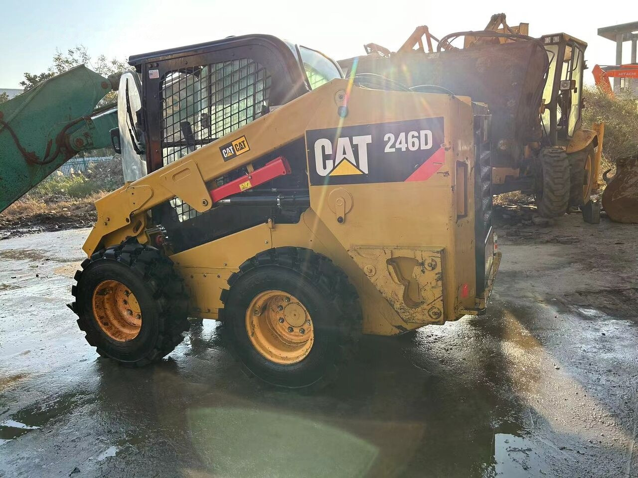 Caterpillar 246D - Mini nakladalec: slika 4 Caterpillar 246D - Mini nakladalec: slika 4