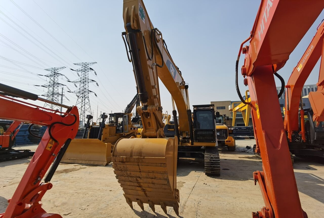 Bager goseničar Caterpillar 329D2L: slika 9 Bager goseničar Caterpillar 329D2L: slika 9