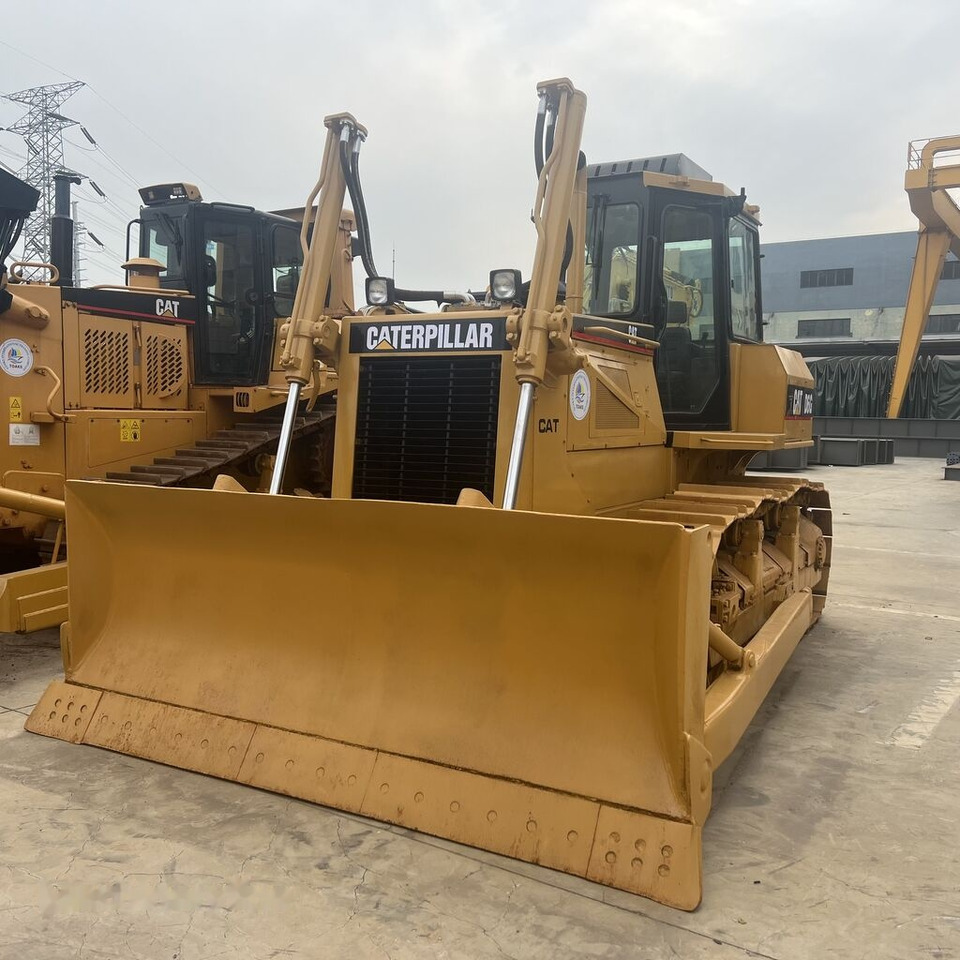 Caterpillar D6G - Buldožer: slika 5 Caterpillar D6G - Buldožer: slika 5