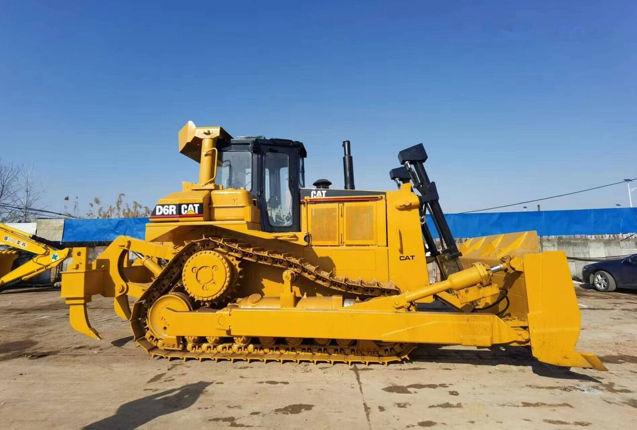 Caterpillar D6R - Buldožer: slika 1 Caterpillar D6R - Buldožer: slika 1