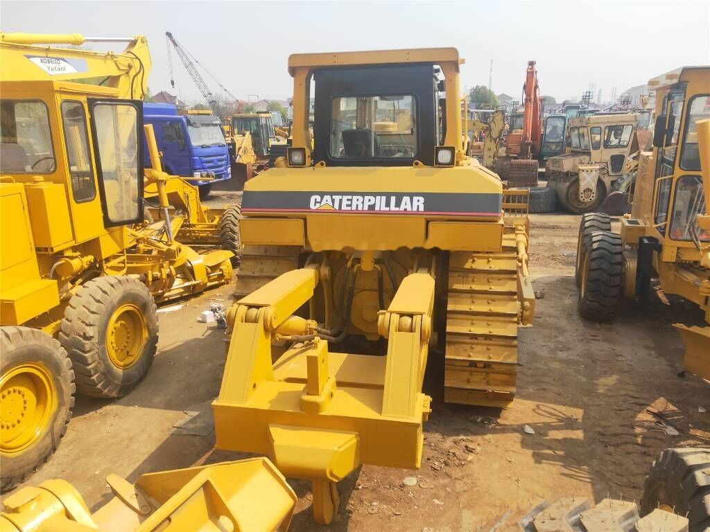 Caterpillar D7H - Buldožer: slika 4 Caterpillar D7H - Buldožer: slika 4