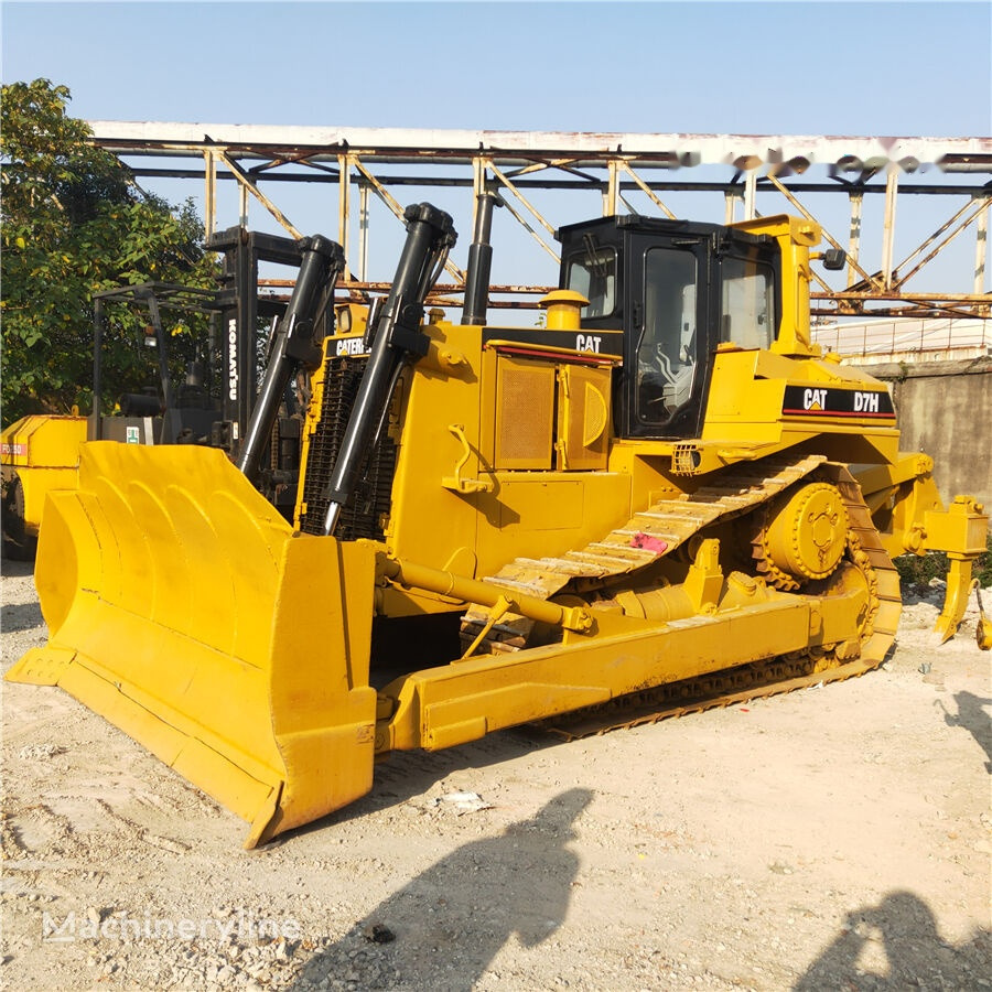 Caterpillar D7H - Buldožer: slika 4 Caterpillar D7H - Buldožer: slika 4