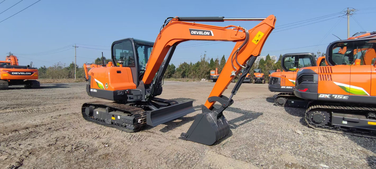 DOOSAN DX60E - Mini bager: slika 1 DOOSAN DX60E - Mini bager: slika 1