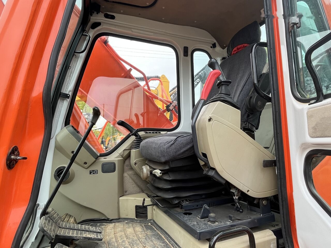 Bager goseničar Doosan DH150LC-7: slika 10