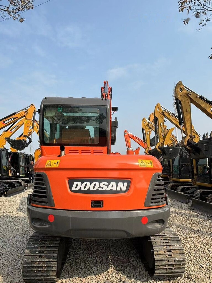 Doosan DX60 - Mini bager: slika 2 Doosan DX60 - Mini bager: slika 2