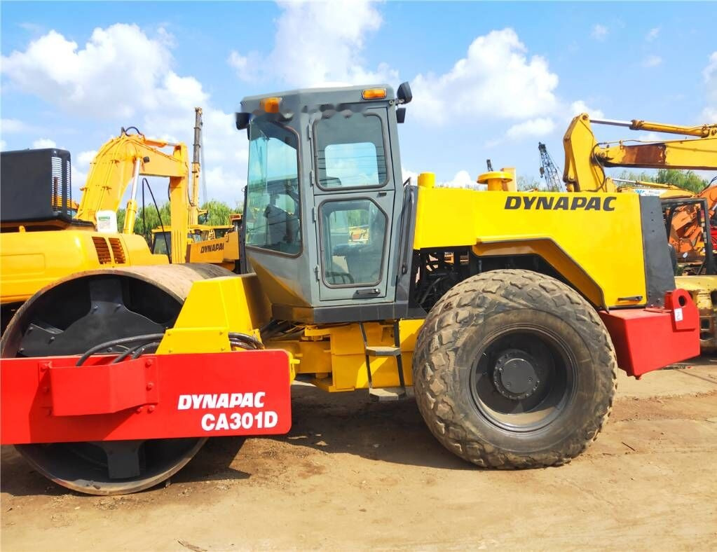 Dynapac CA 301 D - Kompaktor: slika 4 Dynapac CA 301 D - Kompaktor: slika 4