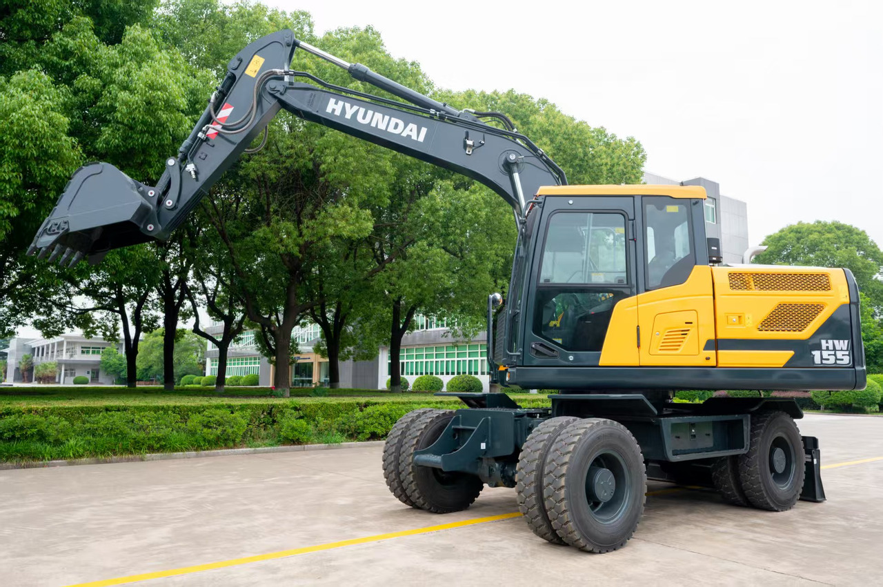 HYUNDAI HW155 - Bager na kolesih: slika 1 HYUNDAI HW155 - Bager na kolesih: slika 1