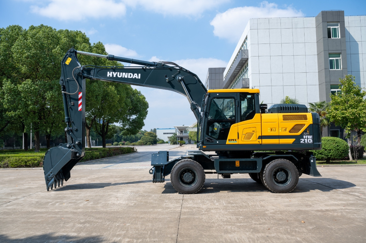 HYUNDAI HW210 - Bager na kolesih: slika 3 HYUNDAI HW210 - Bager na kolesih: slika 3