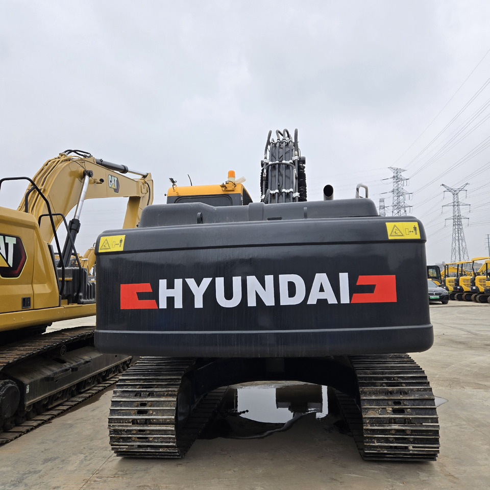 HYUNDAI R220LC-9S - Bager goseničar: slika 3 HYUNDAI R220LC-9S - Bager goseničar: slika 3