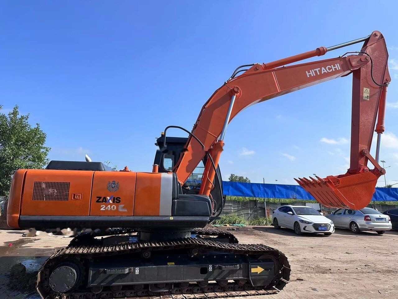 Hitachi ZX240 - Bager goseničar: slika 5 Hitachi ZX240 - Bager goseničar: slika 5