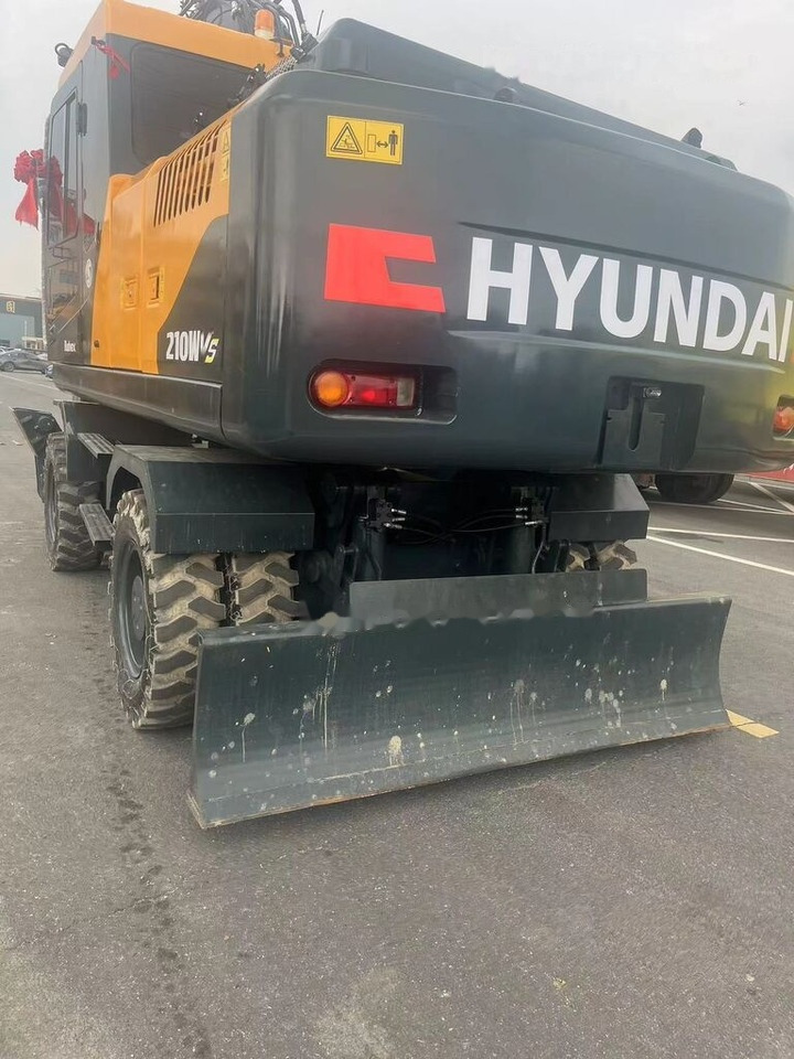 Hyundai 210W-9 - Bager na kolesih: slika 5 Hyundai 210W-9 - Bager na kolesih: slika 5