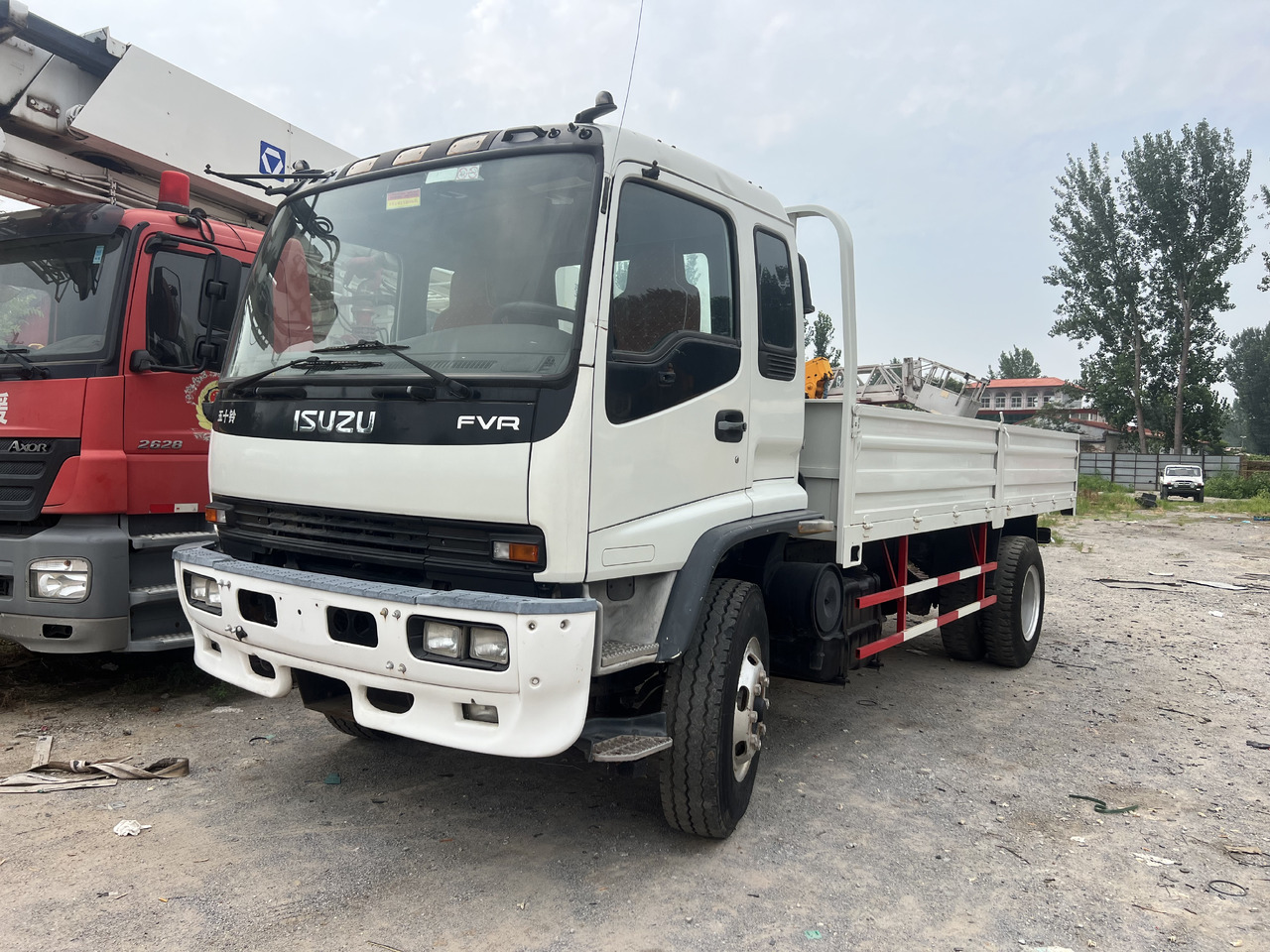 ISUZU Cargo truck - Tovornjak prekucnik: slika 1 ISUZU Cargo truck - Tovornjak prekucnik: slika 1