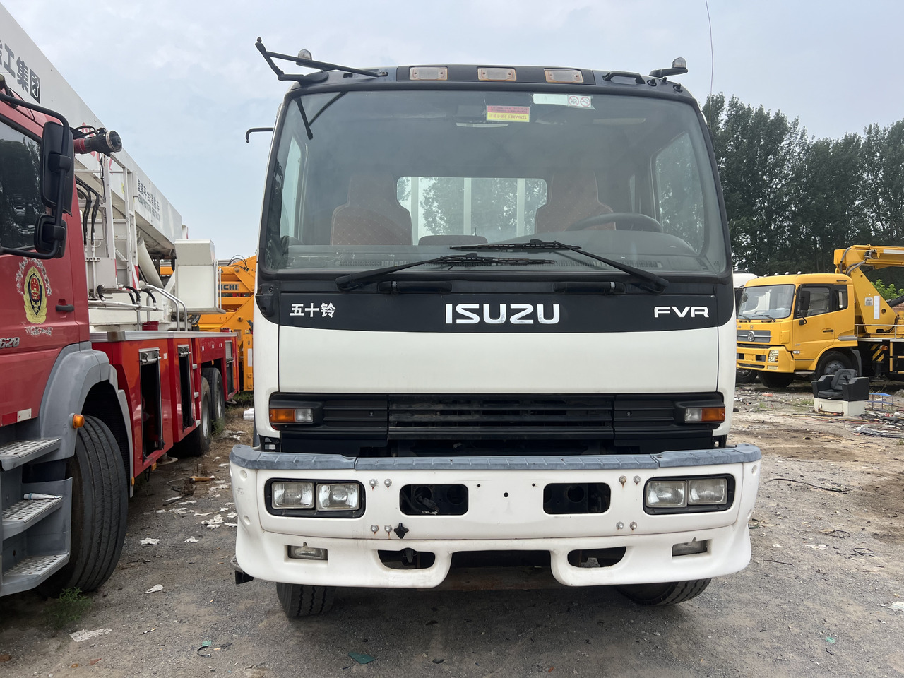 ISUZU Cargo truck - Tovornjak prekucnik: slika 2 ISUZU Cargo truck - Tovornjak prekucnik: slika 2