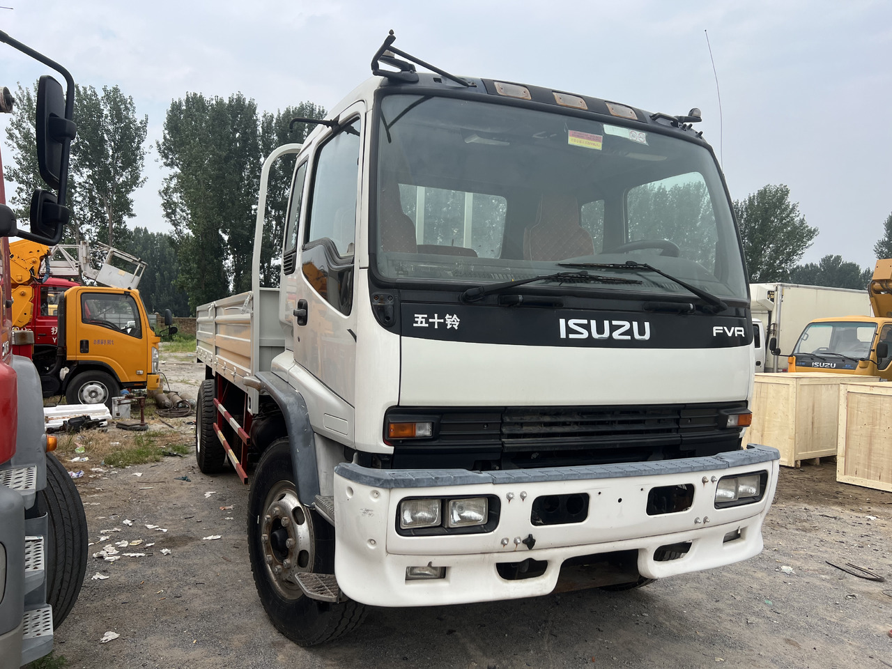 ISUZU Cargo truck - Tovornjak prekucnik: slika 3 ISUZU Cargo truck - Tovornjak prekucnik: slika 3