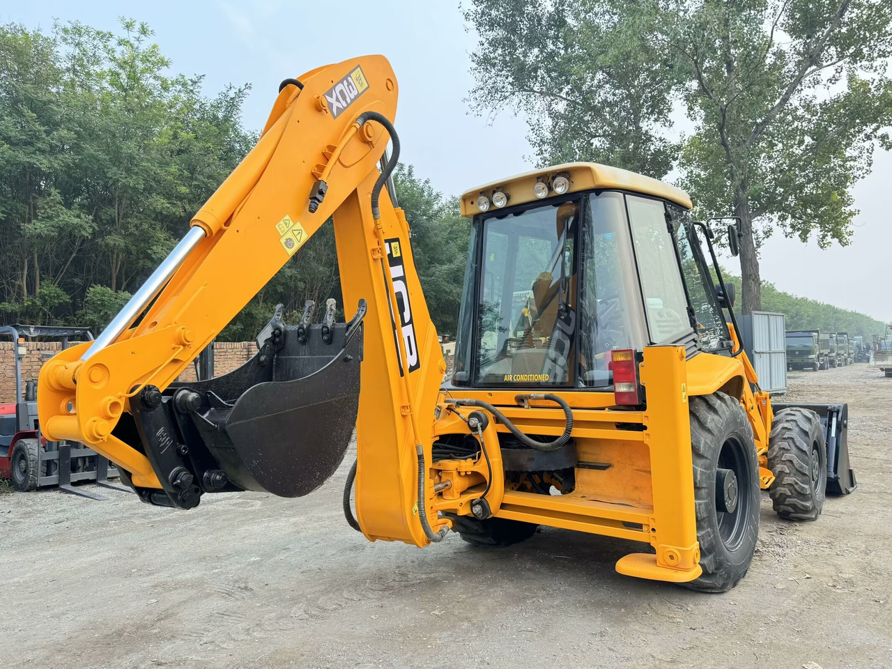 JCB 3CX - Bager nakladalec: slika 2 JCB 3CX - Bager nakladalec: slika 2