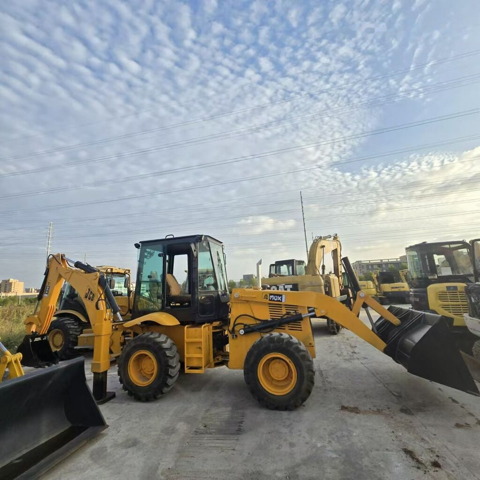 JCB 3CX - Bager nakladalec: slika 4 JCB 3CX - Bager nakladalec: slika 4
