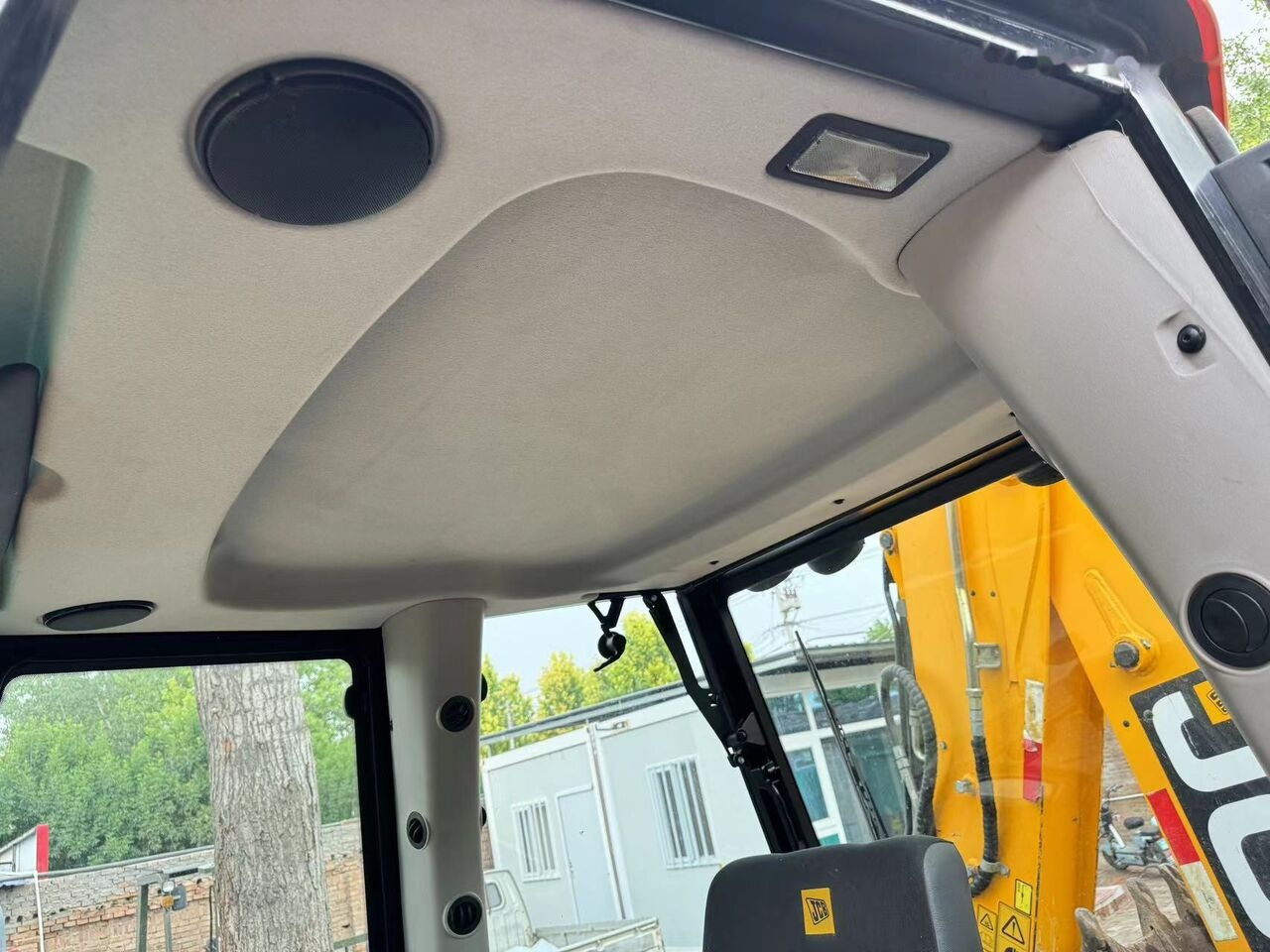 JCB 3CX Telescopic Arm Plus Four in One Bucket - Bager nakladalec: slika 4 JCB 3CX Telescopic Arm Plus Four in One Bucket - Bager nakladalec: slika 4