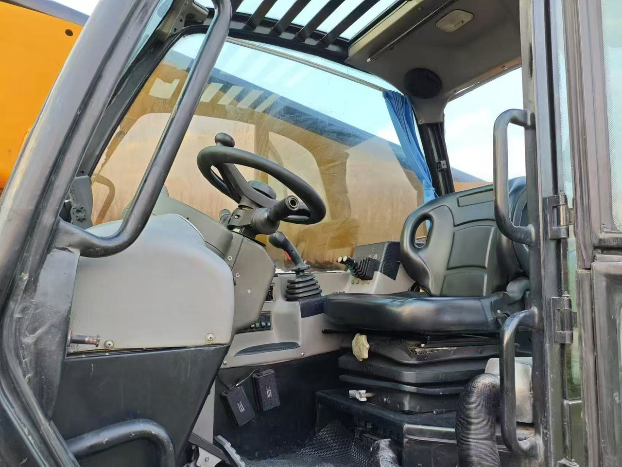 Dosežni viličar JCB 540-1700: slika 8
