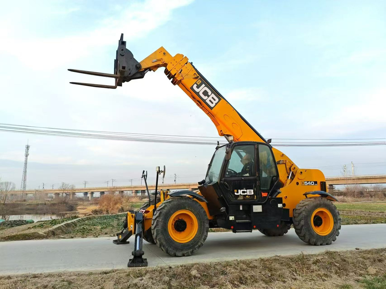 JCB 540-1700 - Dosežni viličar: slika 4 JCB 540-1700 - Dosežni viličar: slika 4