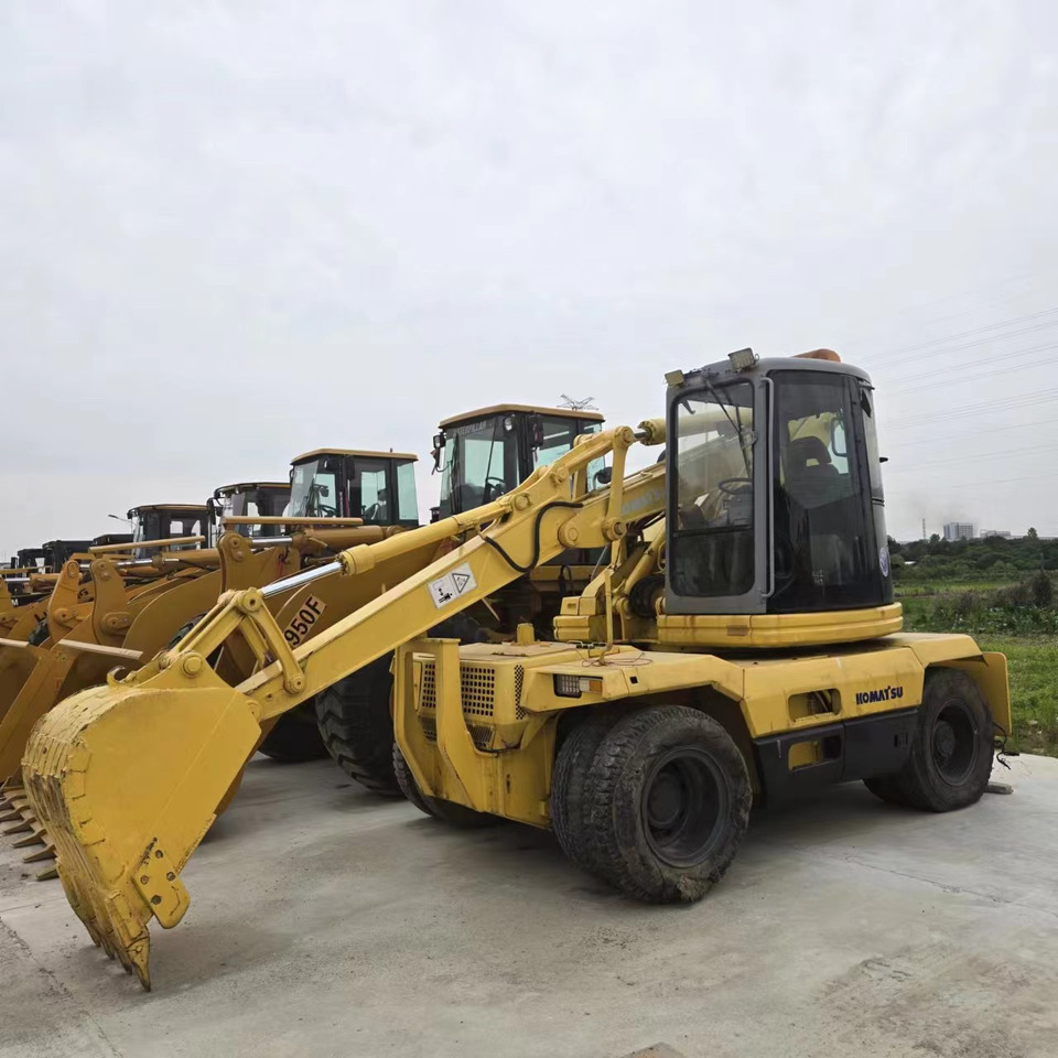 KOMATSU PC128US - Bager na kolesih: slika 1 KOMATSU PC128US - Bager na kolesih: slika 1