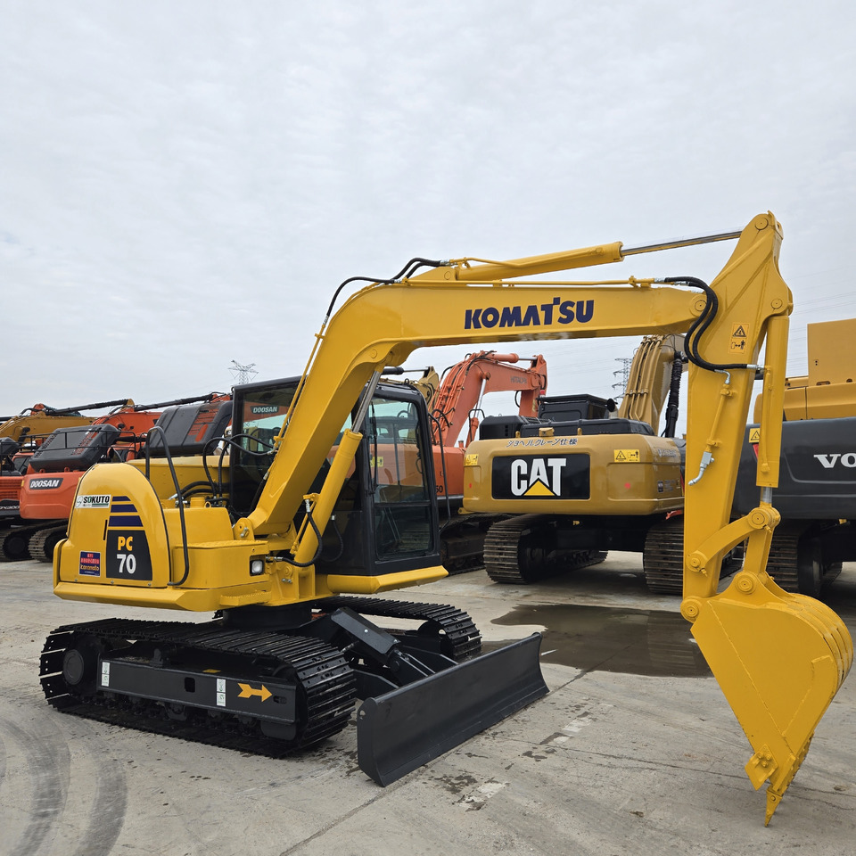 KOMATSU PC70-8 - Mini bager: slika 3 KOMATSU PC70-8 - Mini bager: slika 3
