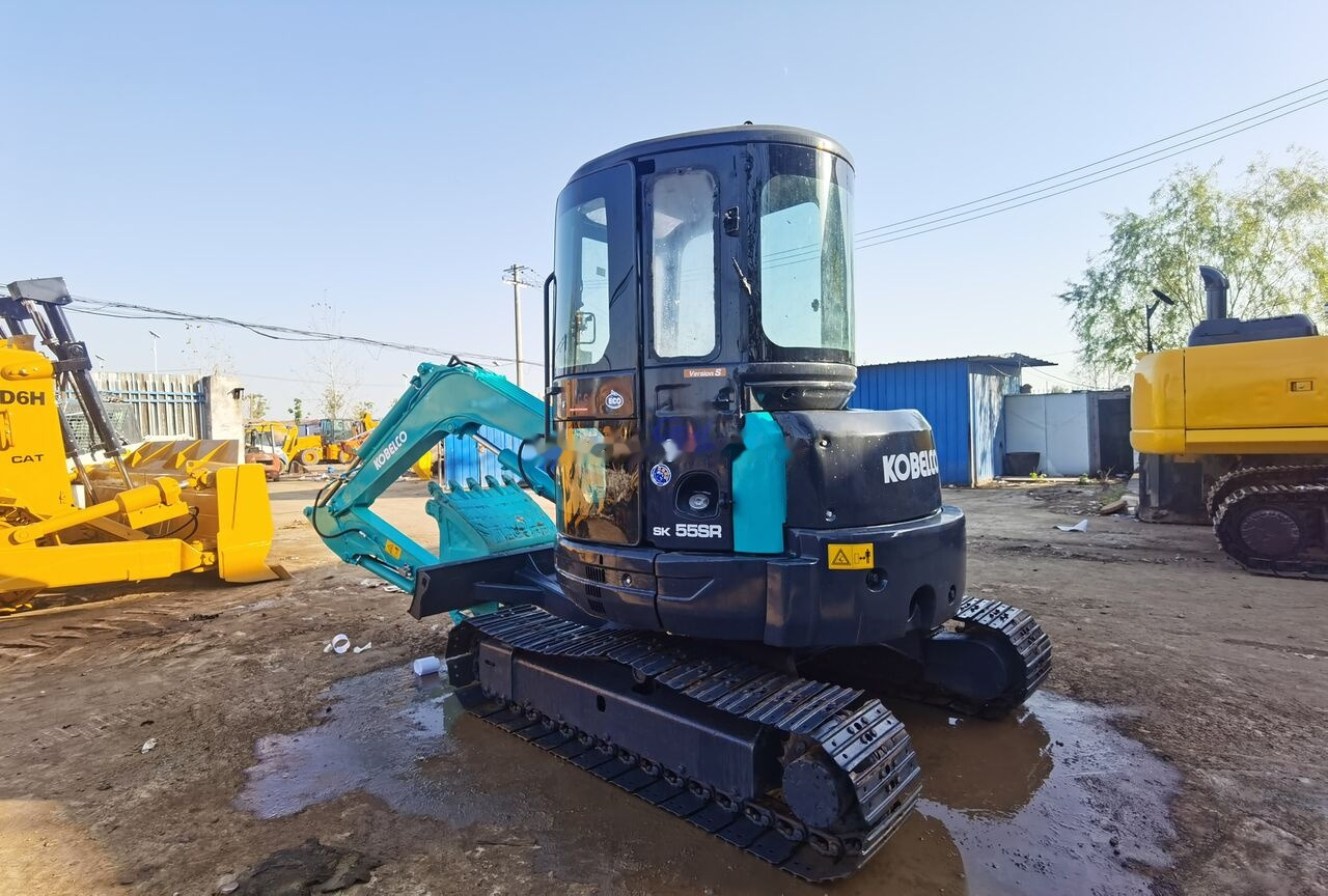 Kobelco SK55SR - Mini bager: slika 3 Kobelco SK55SR - Mini bager: slika 3