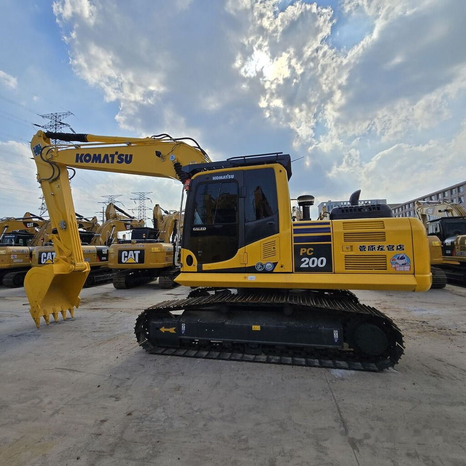 Komatsu PC200-8MO - Bager goseničar: slika 4 Komatsu PC200-8MO - Bager goseničar: slika 4