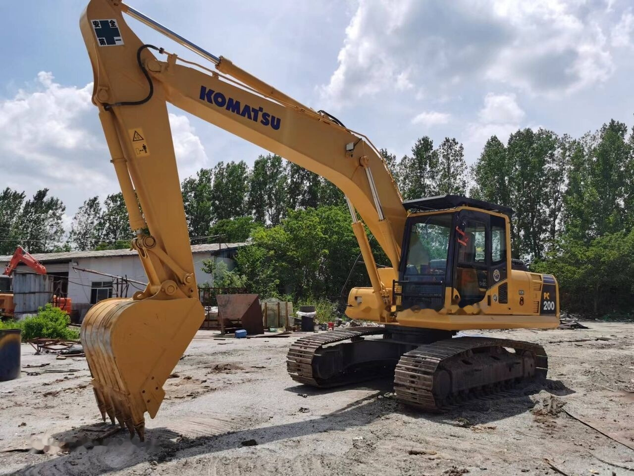 Komatsu PC200 - Bager goseničar: slika 1 Komatsu PC200 - Bager goseničar: slika 1