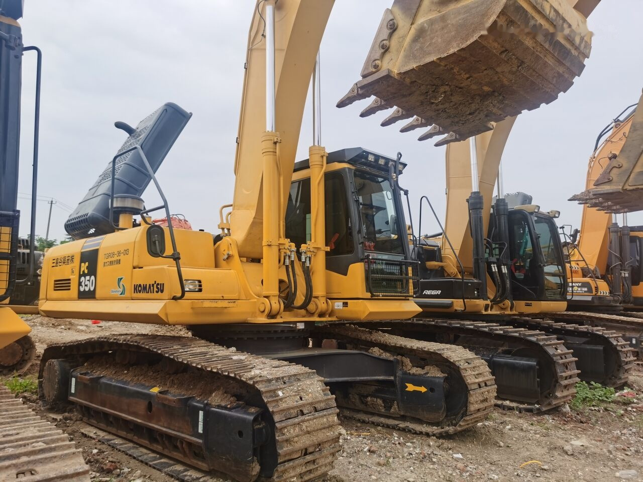 Komatsu PC350 - Bager goseničar: slika 2 Komatsu PC350 - Bager goseničar: slika 2
