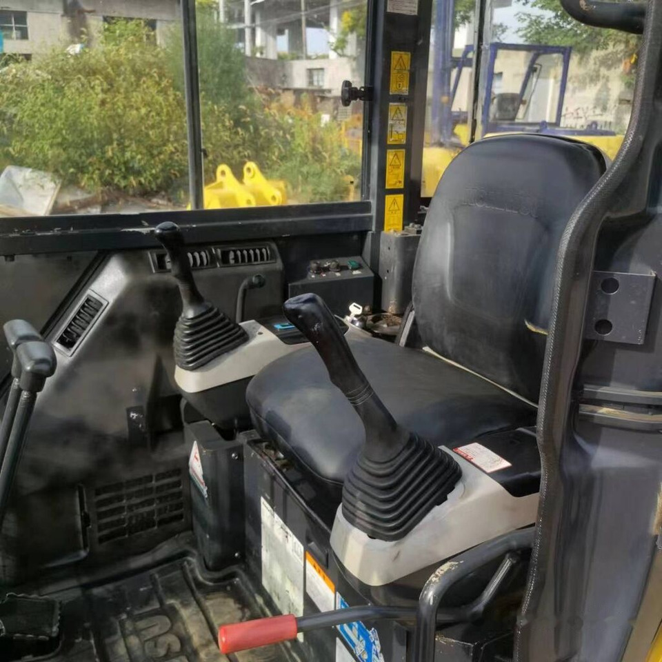 Komatsu PC50MR - Mini bager: slika 2 Komatsu PC50MR - Mini bager: slika 2