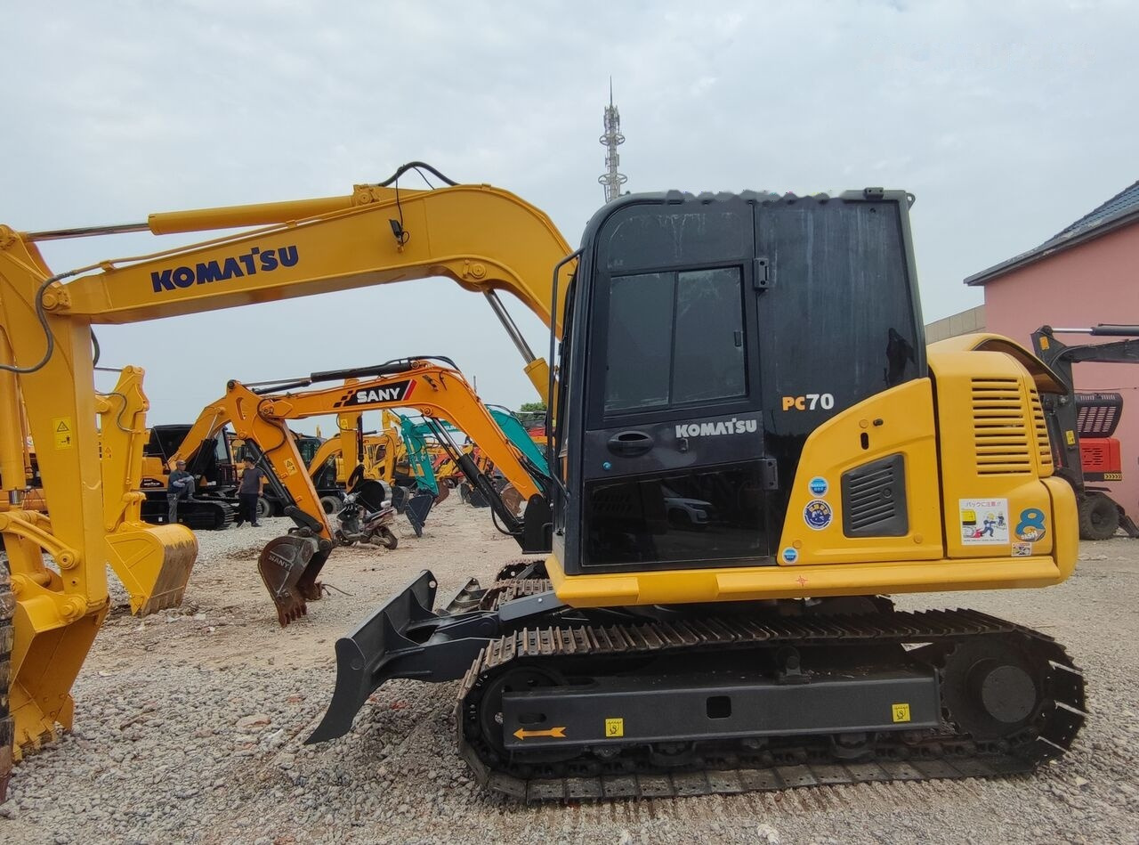 Komatsu PC70-8 - Mini bager: slika 1 Komatsu PC70-8 - Mini bager: slika 1