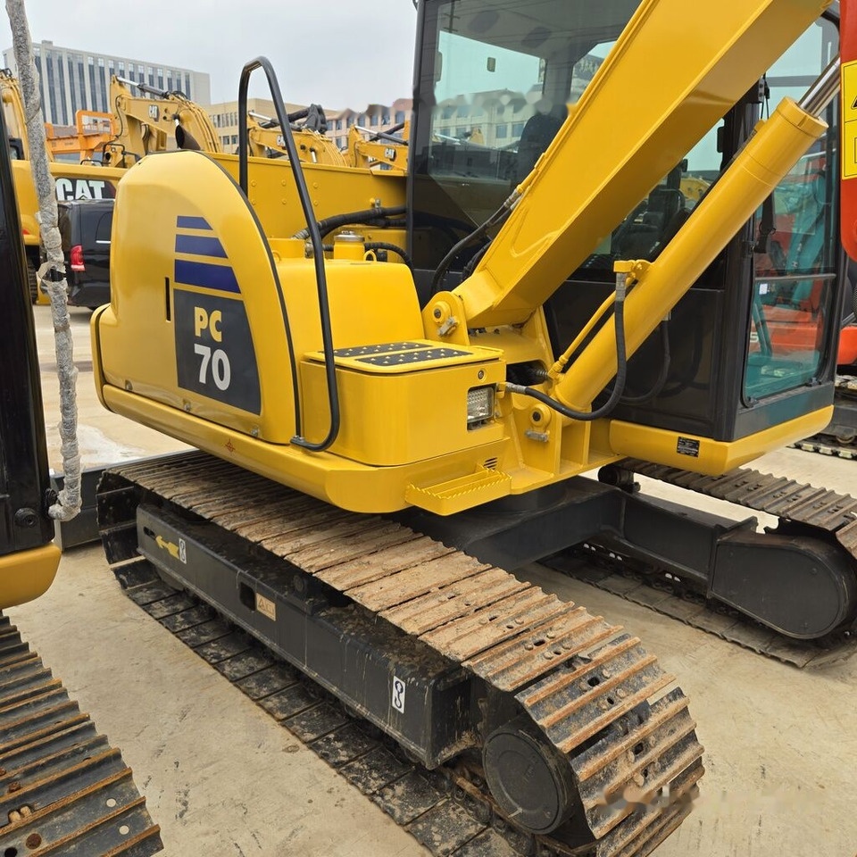 Komatsu PC70-8 - Mini bager: slika 1 Komatsu PC70-8 - Mini bager: slika 1
