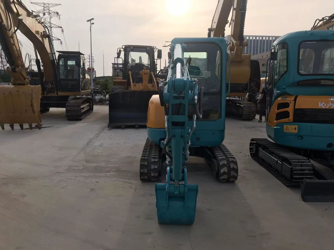 Kubota U25 - Mini bager: slika 3 Kubota U25 - Mini bager: slika 3