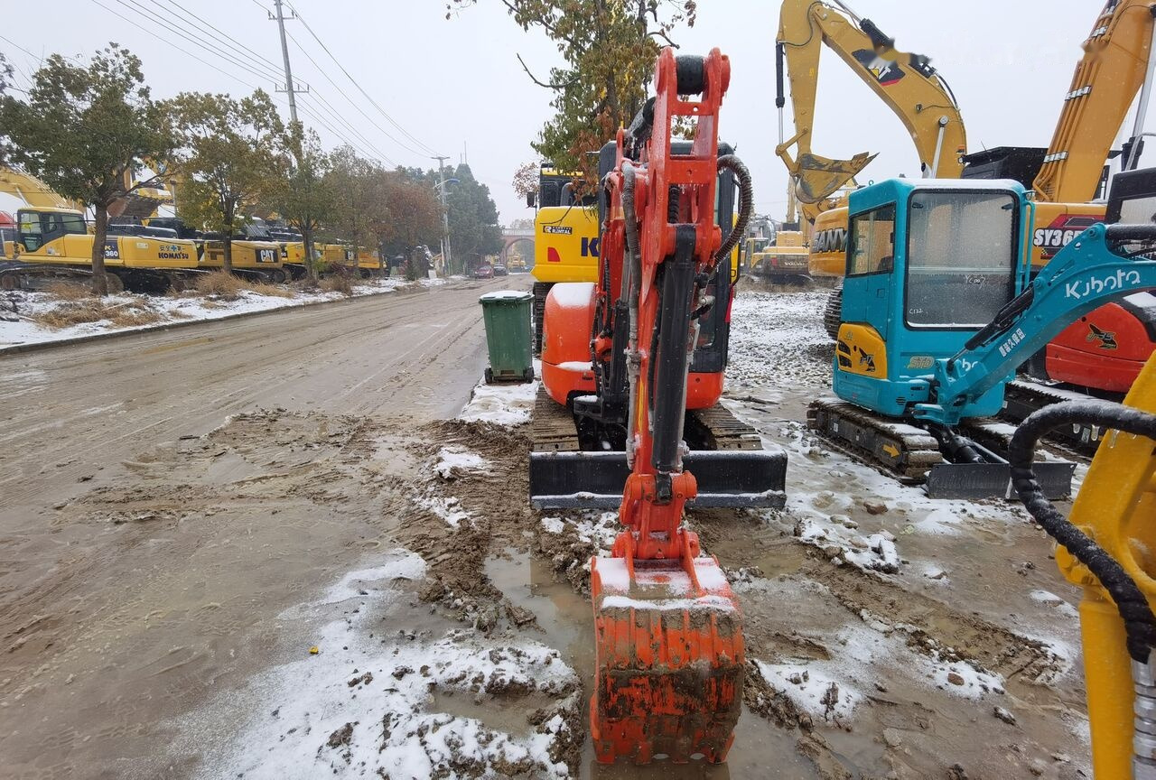 Kubota U30 - Mini bager: slika 3 Kubota U30 - Mini bager: slika 3