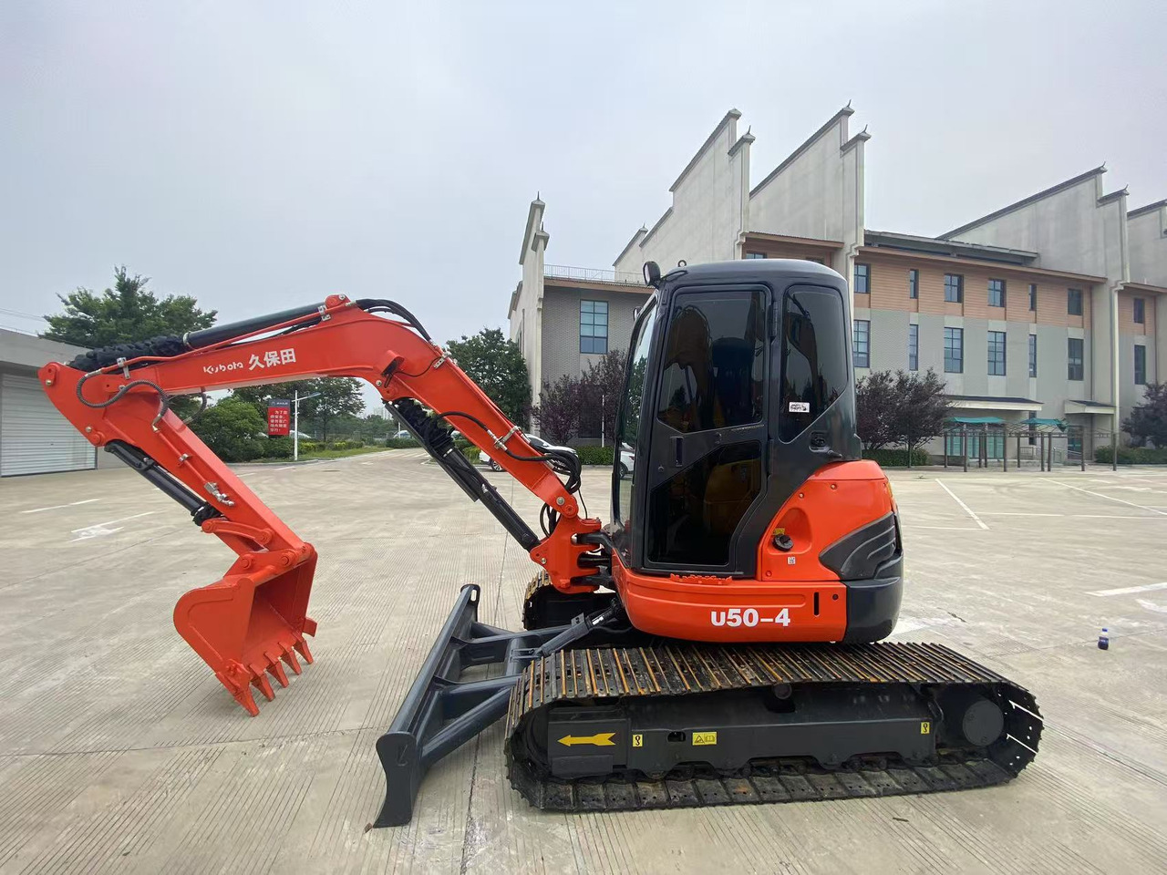 Kubota U50-4 - Mini bager: slika 1 Kubota U50-4 - Mini bager: slika 1
