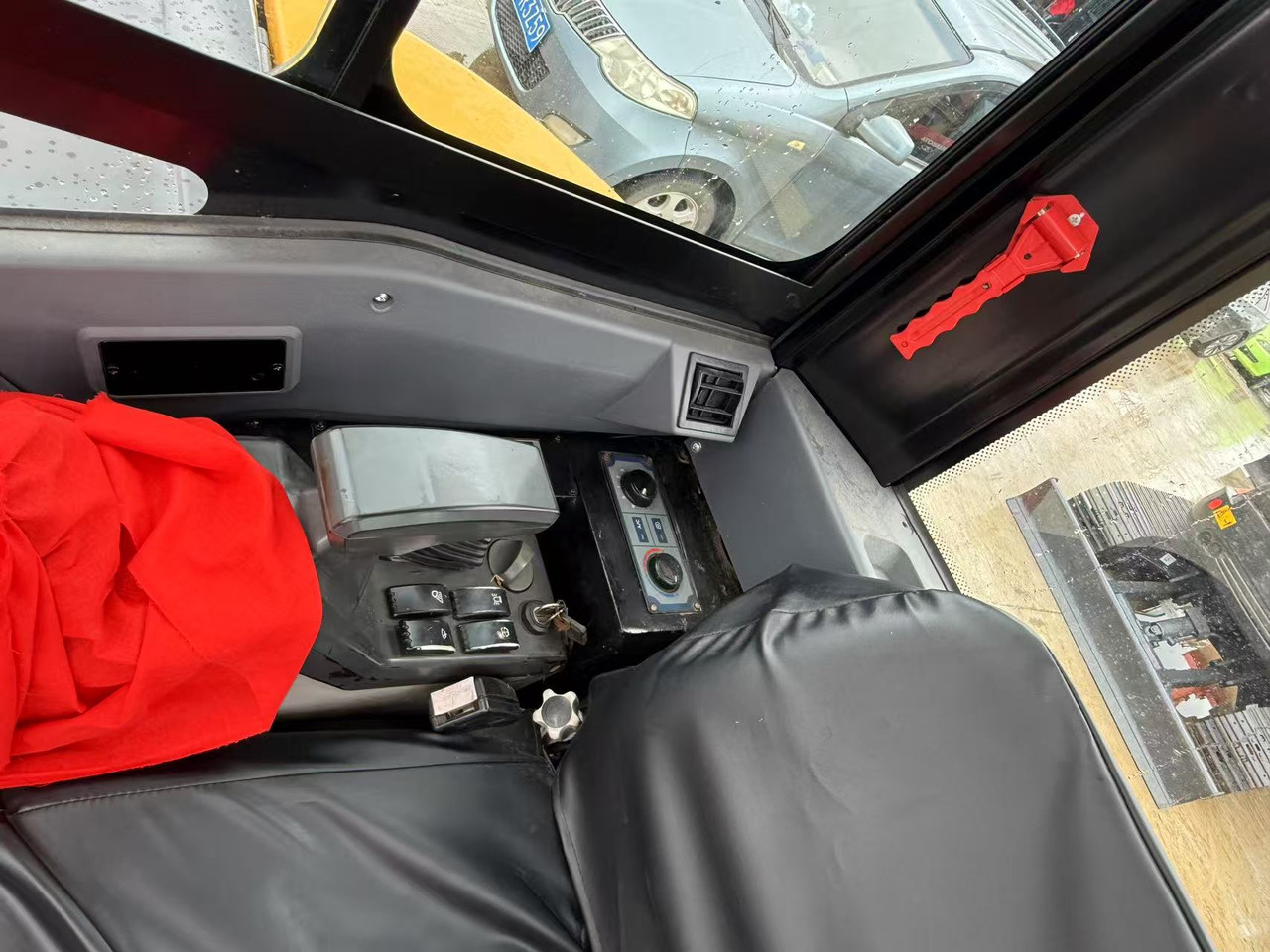 SANY SY35U - Mini bager: slika 4 SANY SY35U - Mini bager: slika 4