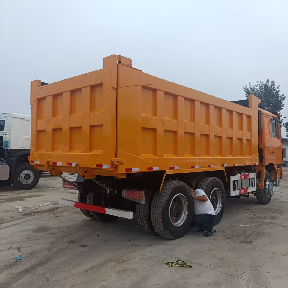 SHACMAN F3000 6x4 - Tovornjak prekucnik: slika 5 SHACMAN F3000 6x4 - Tovornjak prekucnik: slika 5