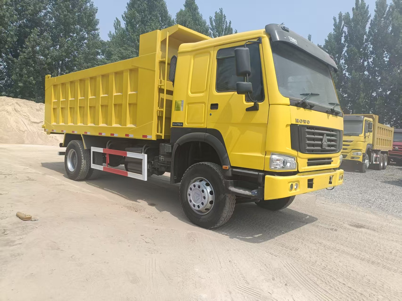 SINOTRUK HOWO 4x2 - Tovornjak prekucnik: slika 5 SINOTRUK HOWO 4x2 - Tovornjak prekucnik: slika 5