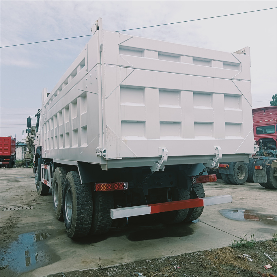 Tovornjak prekucnik SINOTRUK HOWO 6x4: slika 6