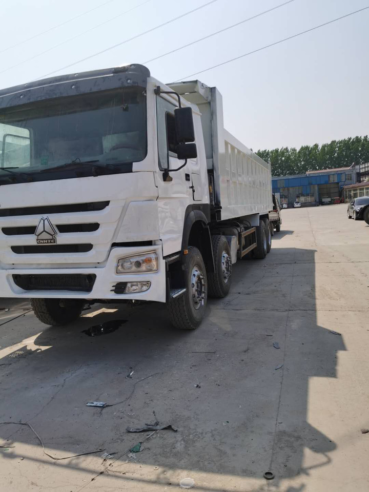 SINOTRUK HOWO - Tovornjak prekucnik: slika 2 SINOTRUK HOWO - Tovornjak prekucnik: slika 2