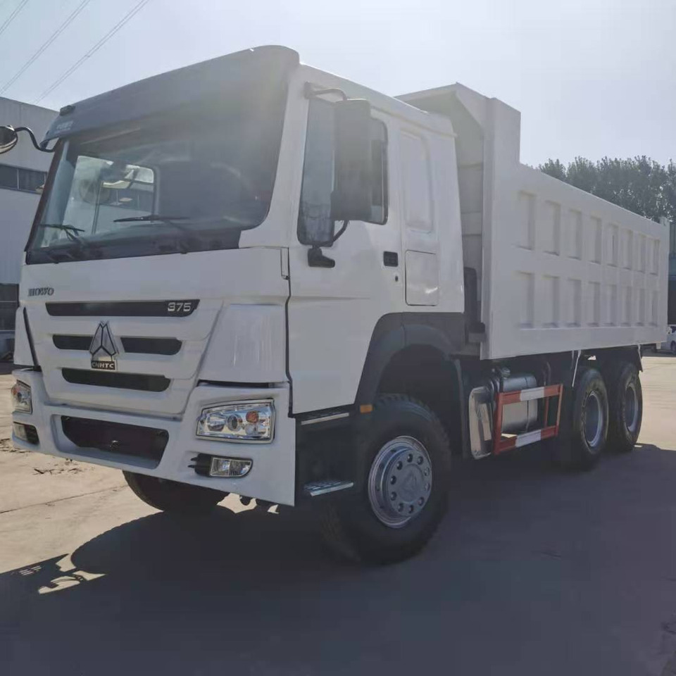 SINOTRUK HOWO - Tovornjak prekucnik: slika 3 SINOTRUK HOWO - Tovornjak prekucnik: slika 3