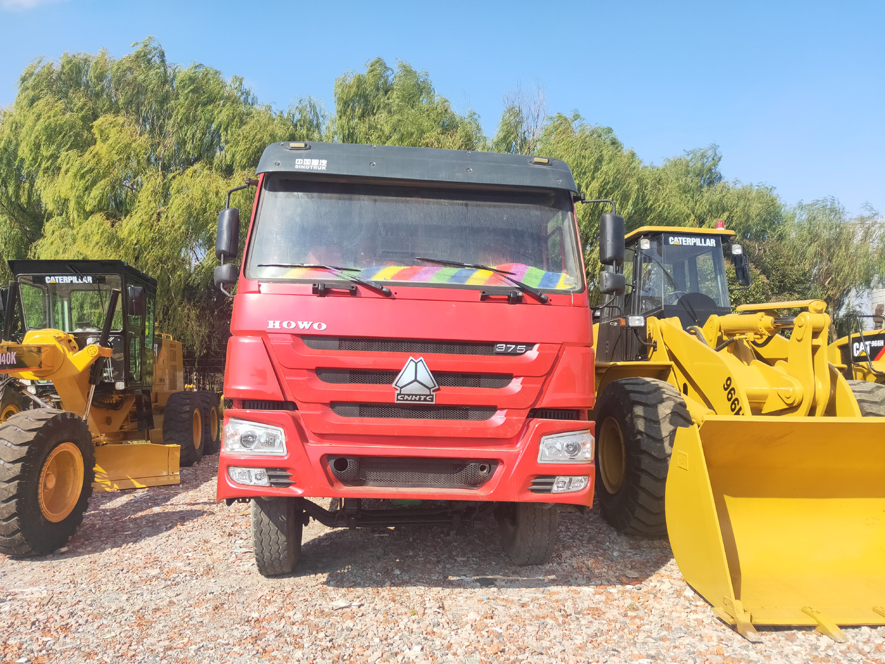 SINOTRUK HOWO - Tovornjak prekucnik: slika 2 SINOTRUK HOWO - Tovornjak prekucnik: slika 2