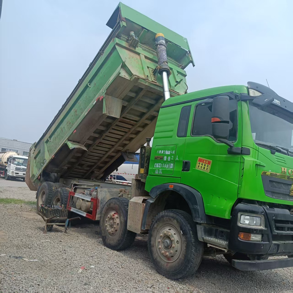 SINOTRUK HOWO - Tovornjak prekucnik: slika 4 SINOTRUK HOWO - Tovornjak prekucnik: slika 4