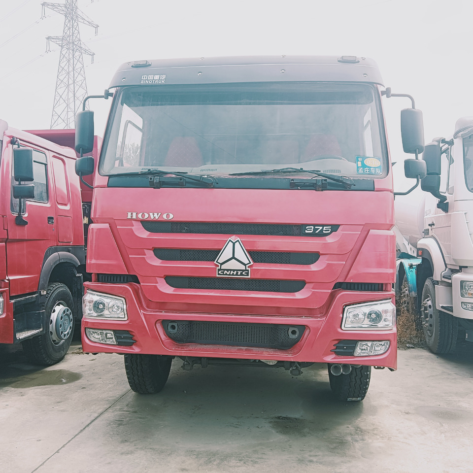SINOTRUK HOWO - Tovornjak prekucnik: slika 3 SINOTRUK HOWO - Tovornjak prekucnik: slika 3