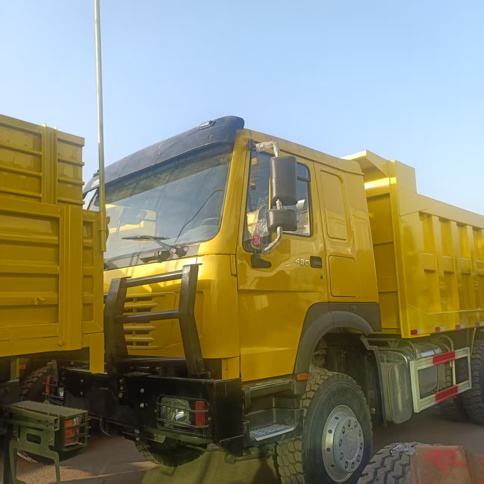 SINOTRUK HOWO - Tovornjak prekucnik: slika 3 SINOTRUK HOWO - Tovornjak prekucnik: slika 3