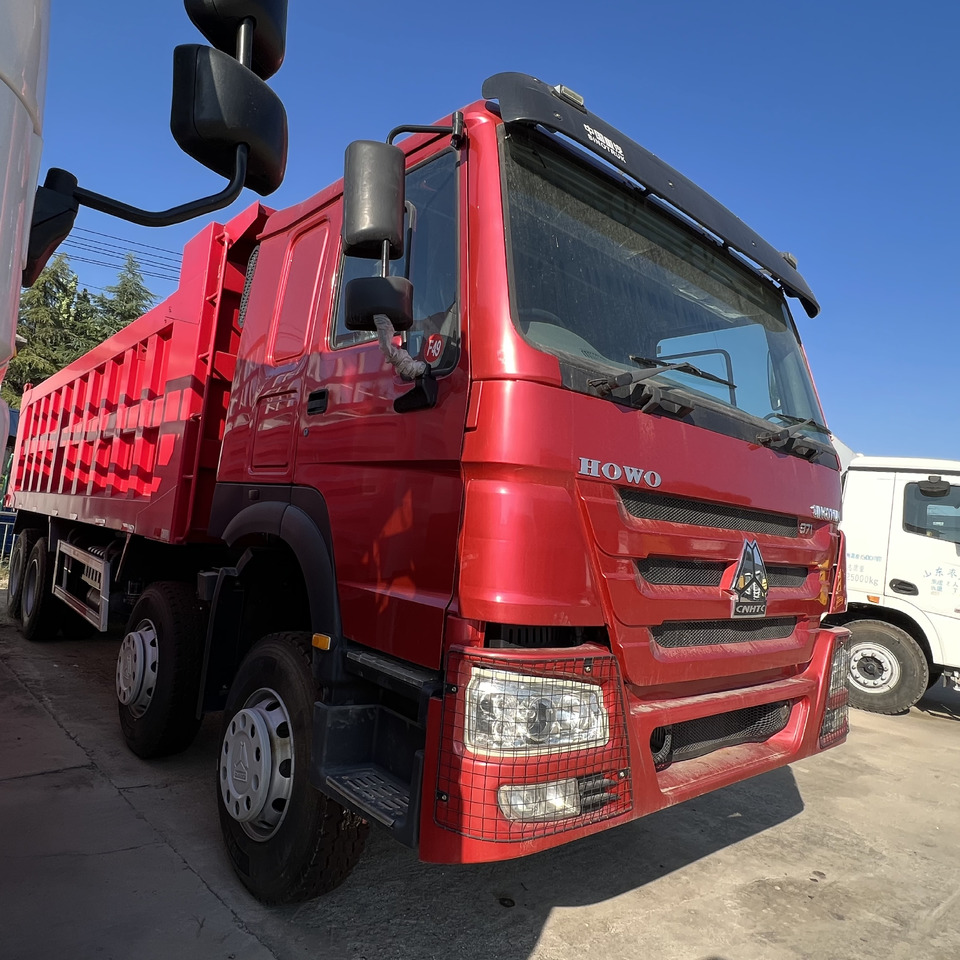 SINOTRUK HOWO - Tovornjak prekucnik: slika 1 SINOTRUK HOWO - Tovornjak prekucnik: slika 1