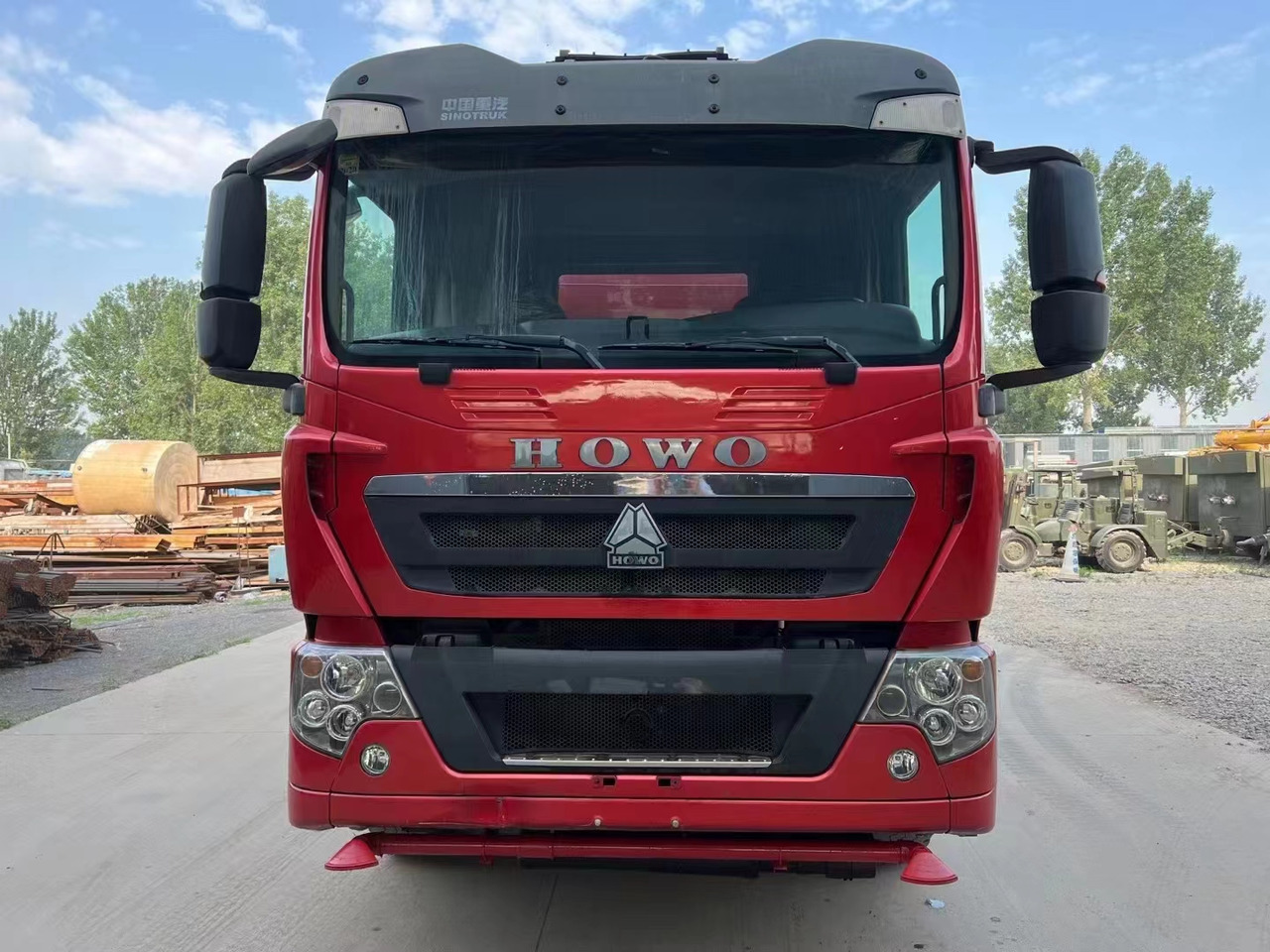 SINOTRUK HOWO sprinkler - Tovornjak cisterna: slika 2 SINOTRUK HOWO sprinkler - Tovornjak cisterna: slika 2