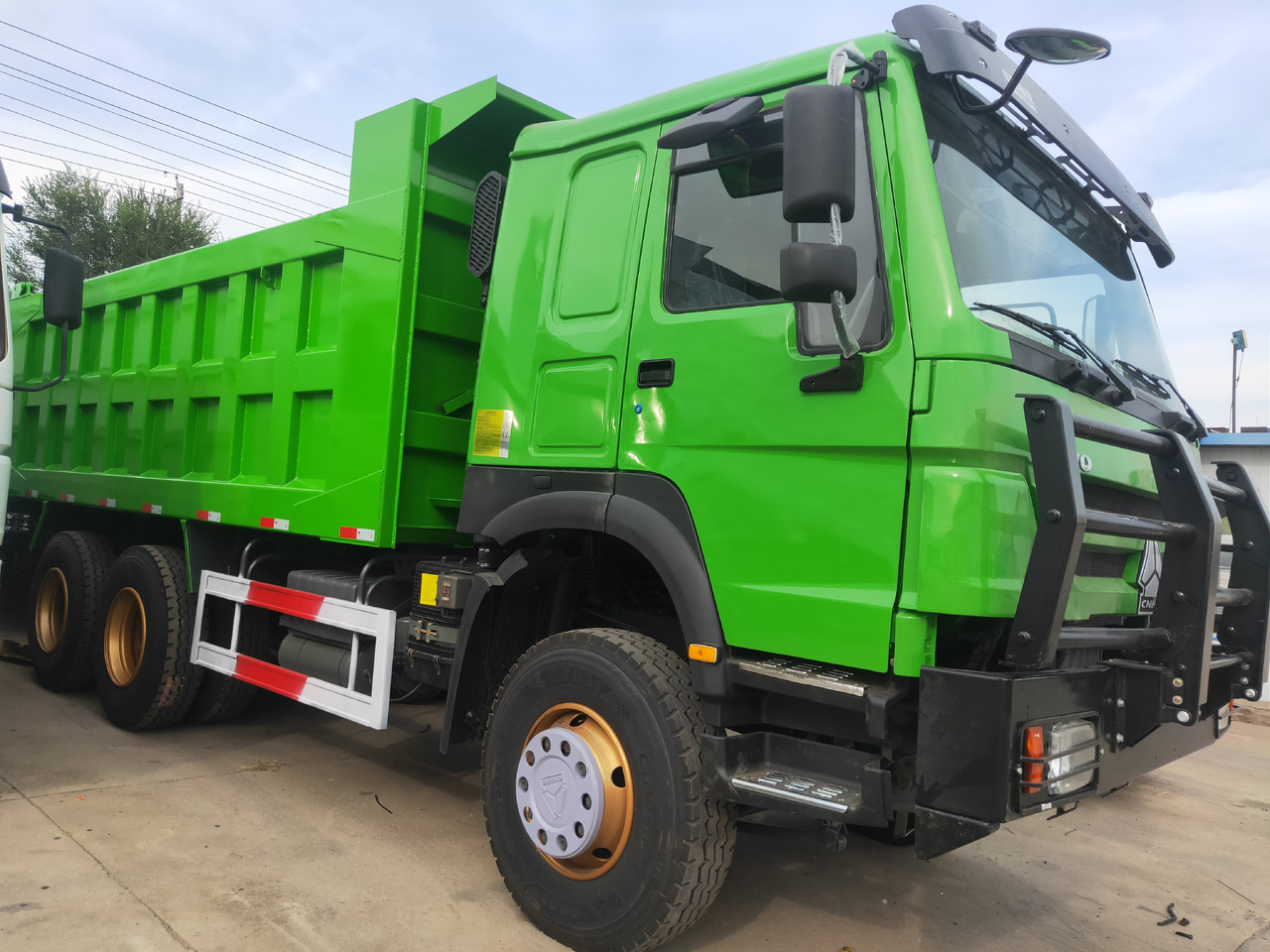 SINOTRUK Howo - Tovornjak prekucnik: slika 3 SINOTRUK Howo - Tovornjak prekucnik: slika 3