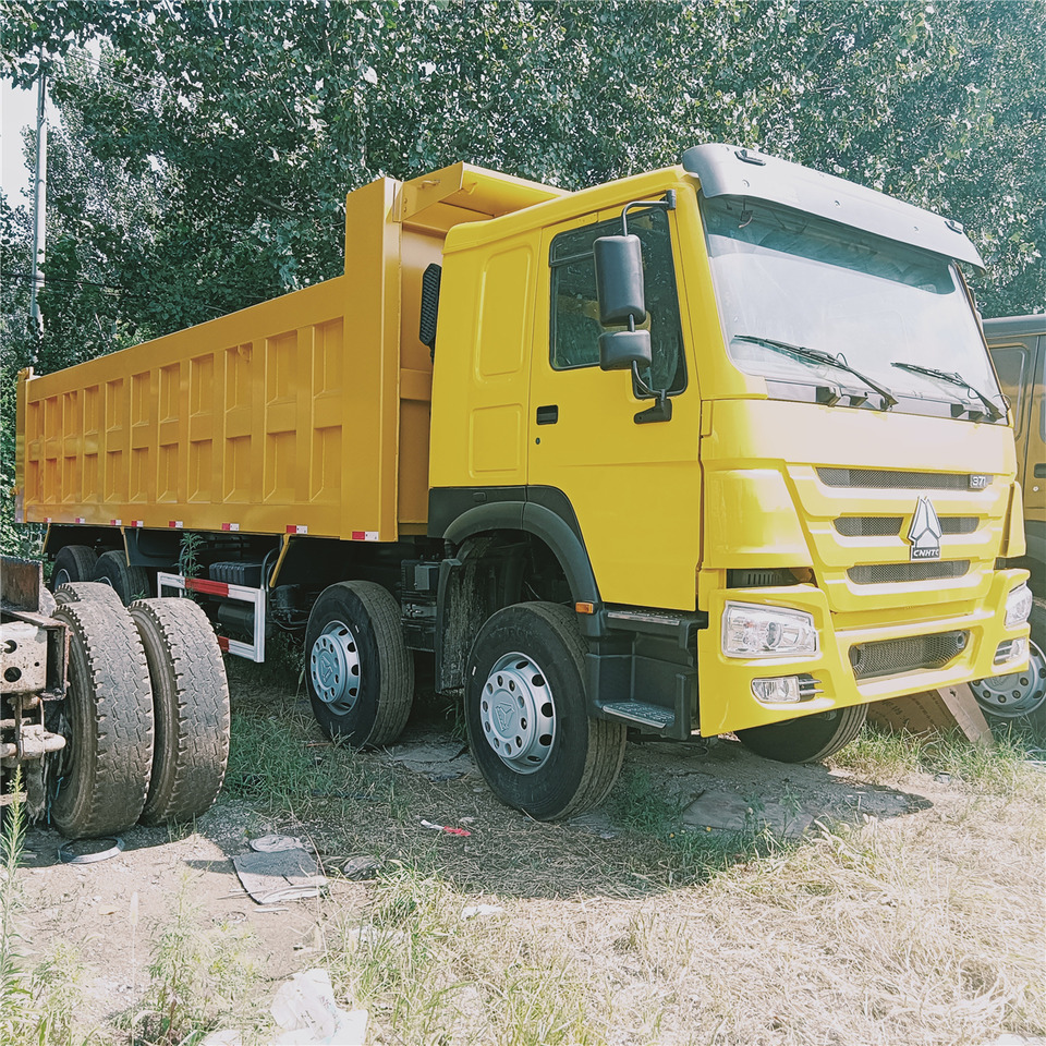 SINOTRUK Howo - Tovornjak prekucnik: slika 3 SINOTRUK Howo - Tovornjak prekucnik: slika 3